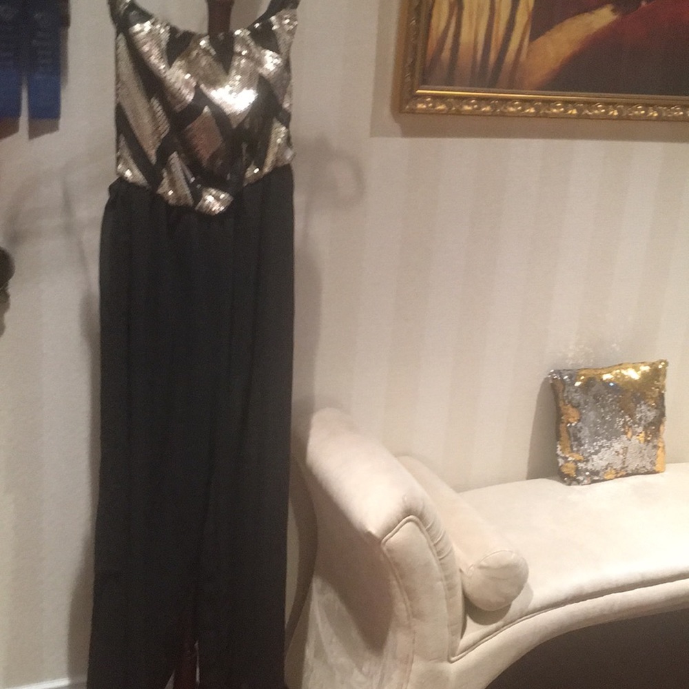 Pretty black/gold sequin jumpsuit
